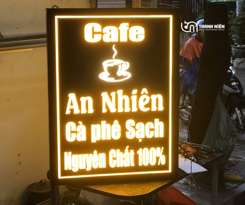 bảng hiệu hộp đèn quán cafe